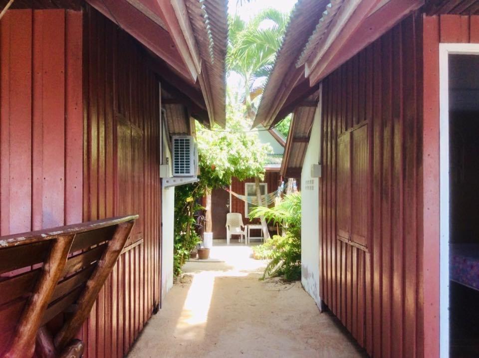 Beer'S House Bungalows เบียร์เฮ้าส์บังกะโล Ban Lamai Eksteriør billede