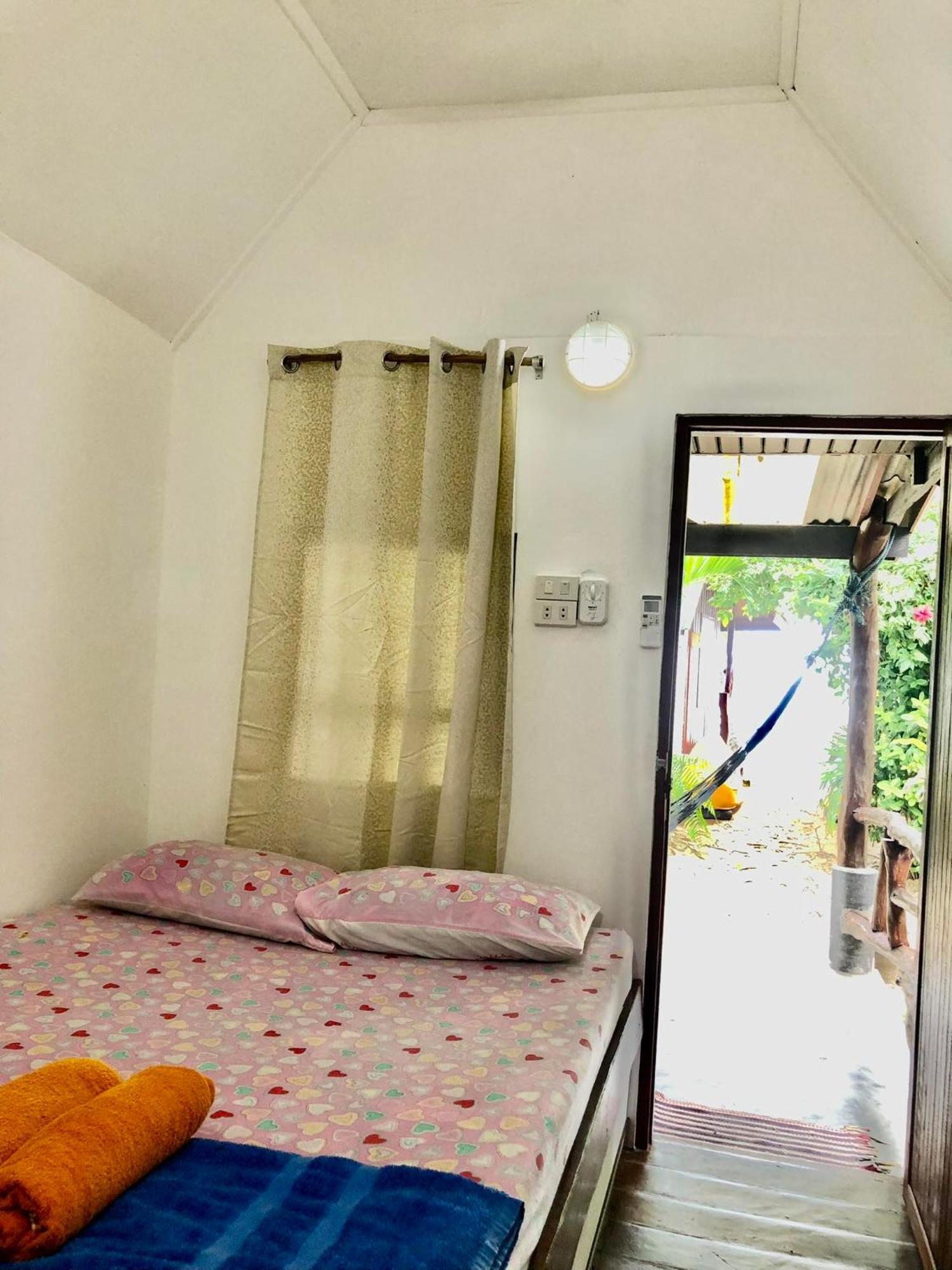 Beer'S House Bungalows เบียร์เฮ้าส์บังกะโล Ban Lamai Eksteriør billede